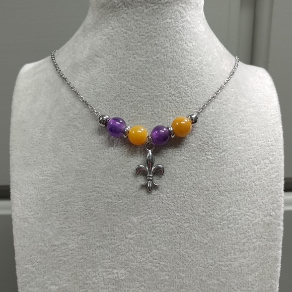 Fleur De Lis Amethyst Jade Bead Necklace Natural Gemstone LSU Purple & Gold NOLA - Picture 13 of 17